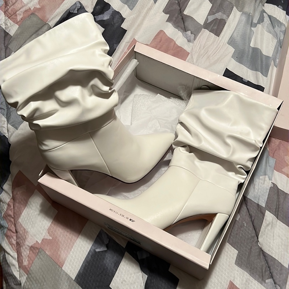 White Sydney Blade Heeled Boot